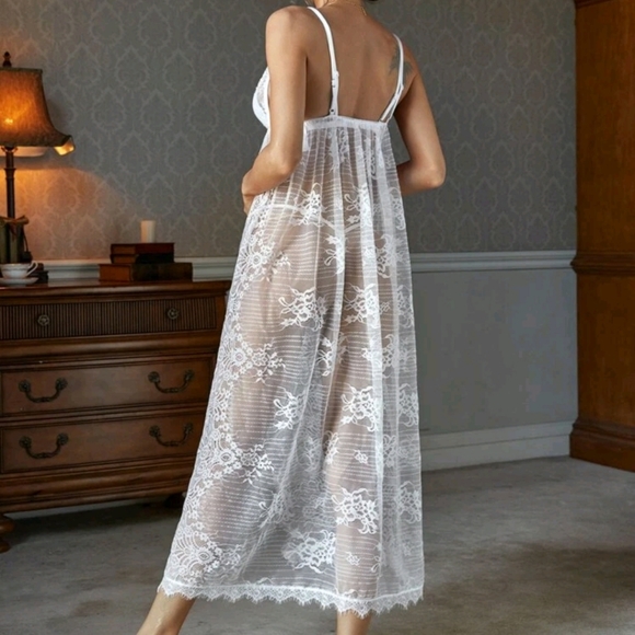 Floral Lace Slit Slips & Thong - Picture 2 of 5